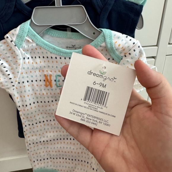 DREAM GRO 4 piece onesie set - Picture 6 of 9